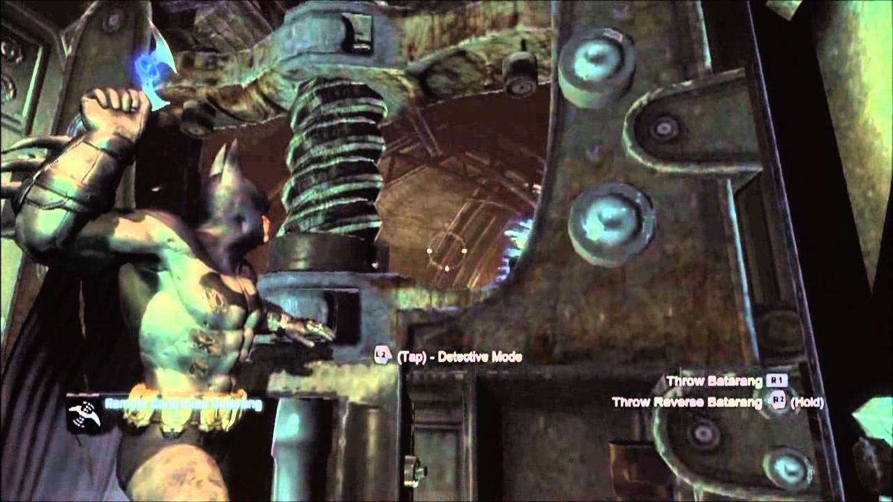 Batman: Arkham City - 5 minutes of Batarang FAIL - YouTube