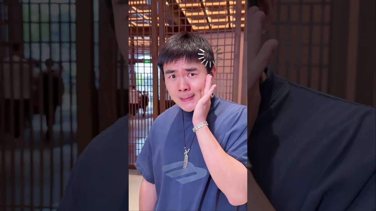 壹巴掌下去傳來的是…#搞笑 #美妝教學 #makeup #cosplay #shorts