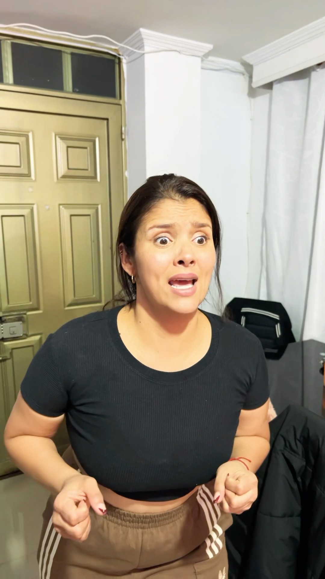 Yo hago magia y desaparecí todo #comedia #funny #comedy #humor #cosasdecasa #cosasdefamilia