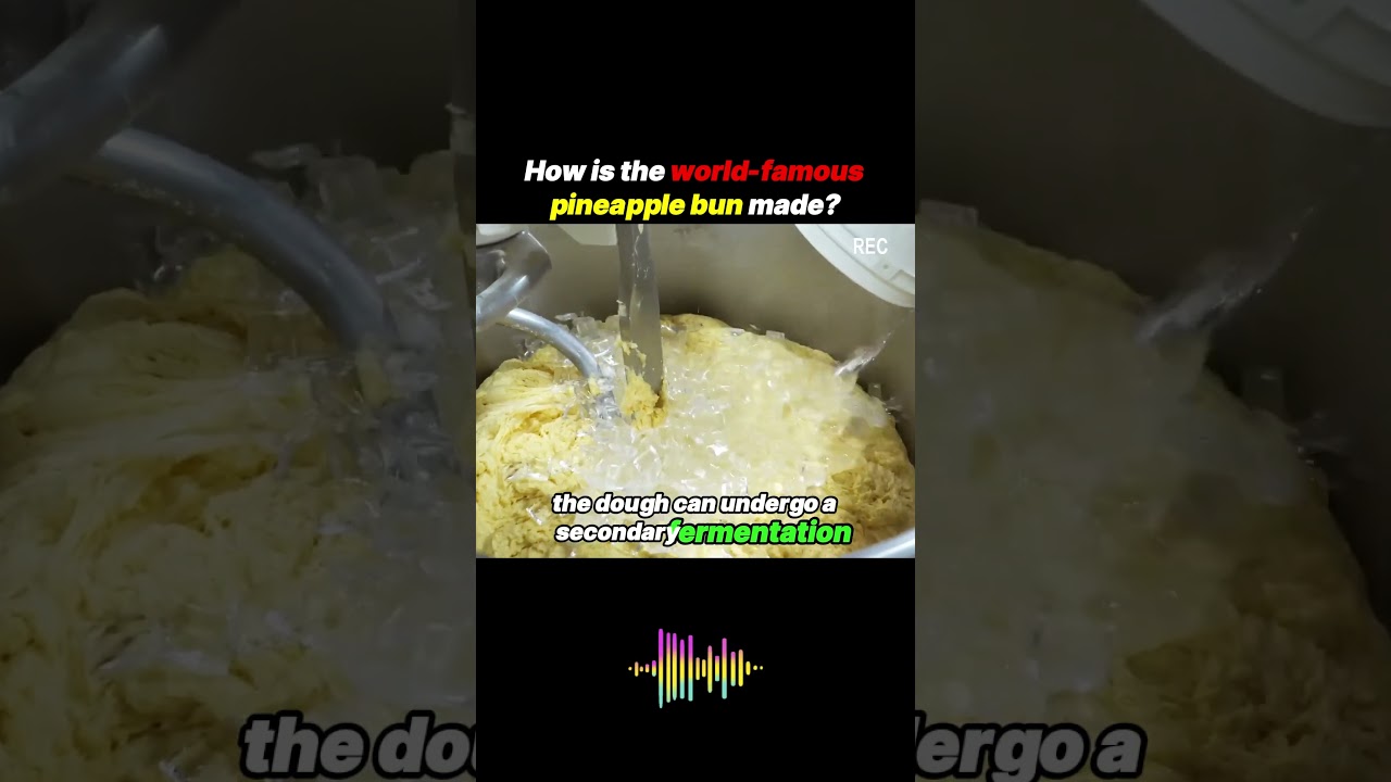 How is the world famous pineapple bun made 