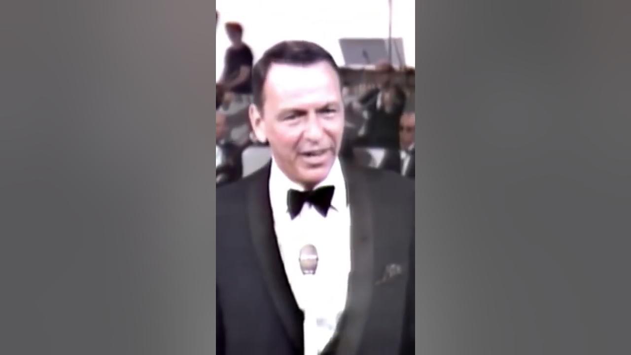 Frank Sinatra performing "That's Life"