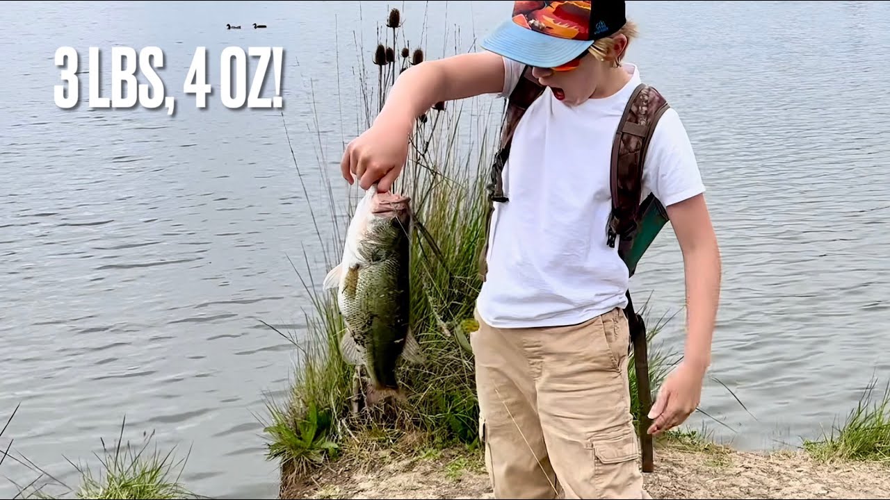 Spring Bed Fishing for BIG BASS at Whetstone Pond (I Caught my PB!)