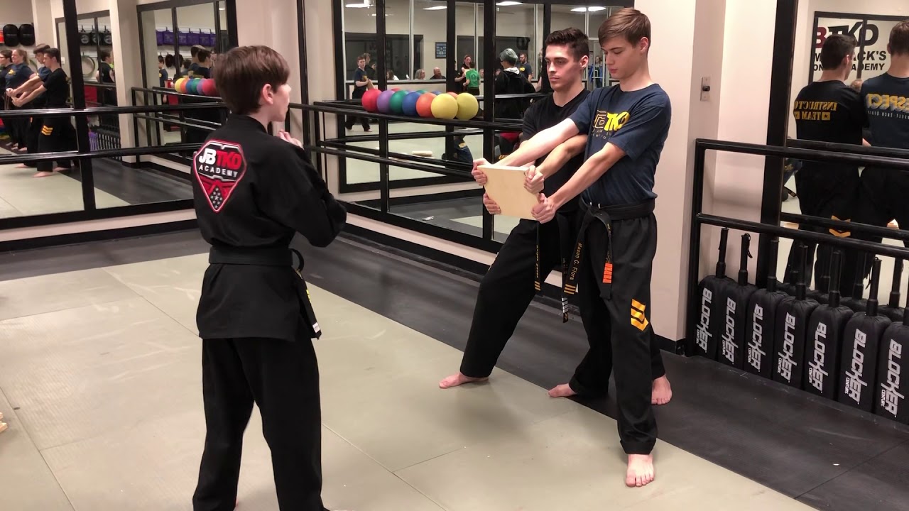 Back-Leg Jump Front Kick