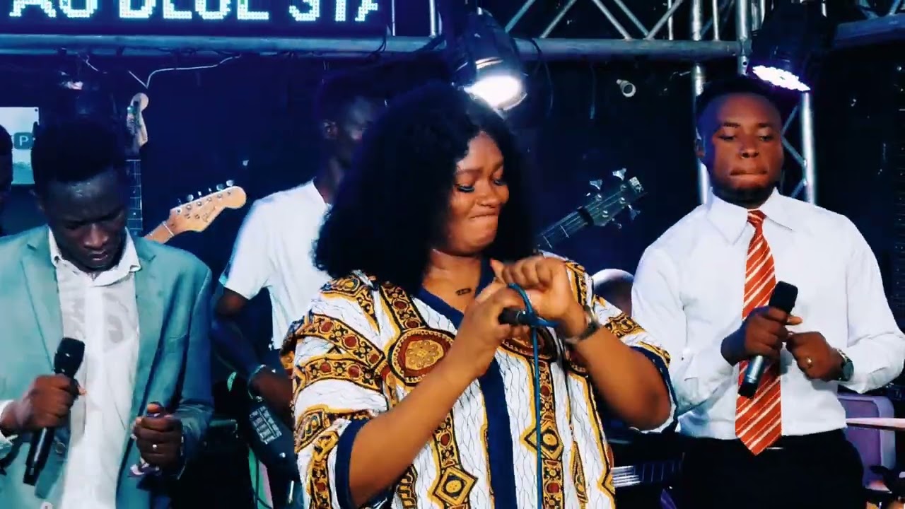 VALÉRIE NTUMBA feat ORNELLA MWENZELA  YOKA LOSAMBO LIVE RECORD