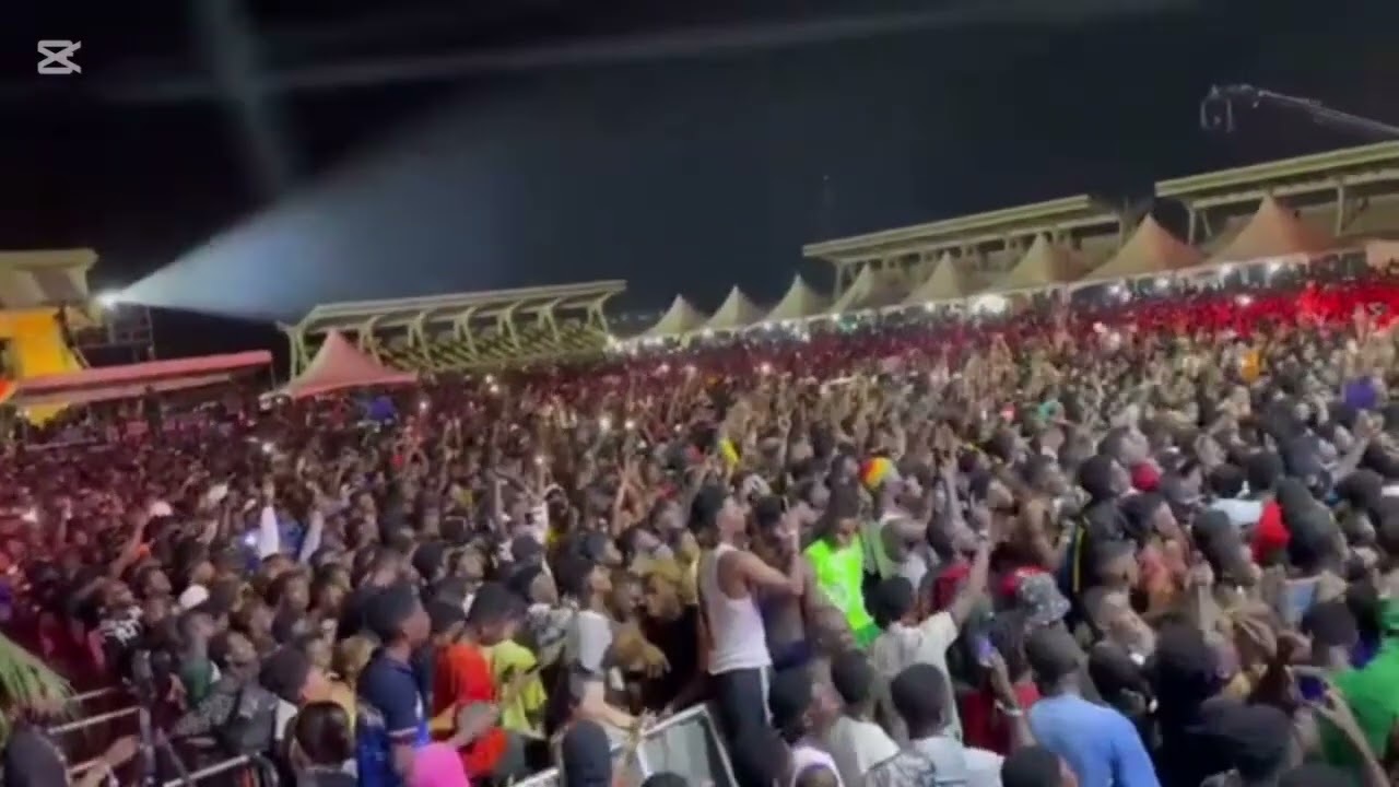 Shatta Wale - On God 🎵 Live | At Countdown Africa 31st Dec. 2023 | Accra Independence Square 🇬🇭 !