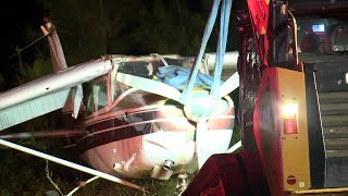 Small plane crashes in Williamsburg Monday night