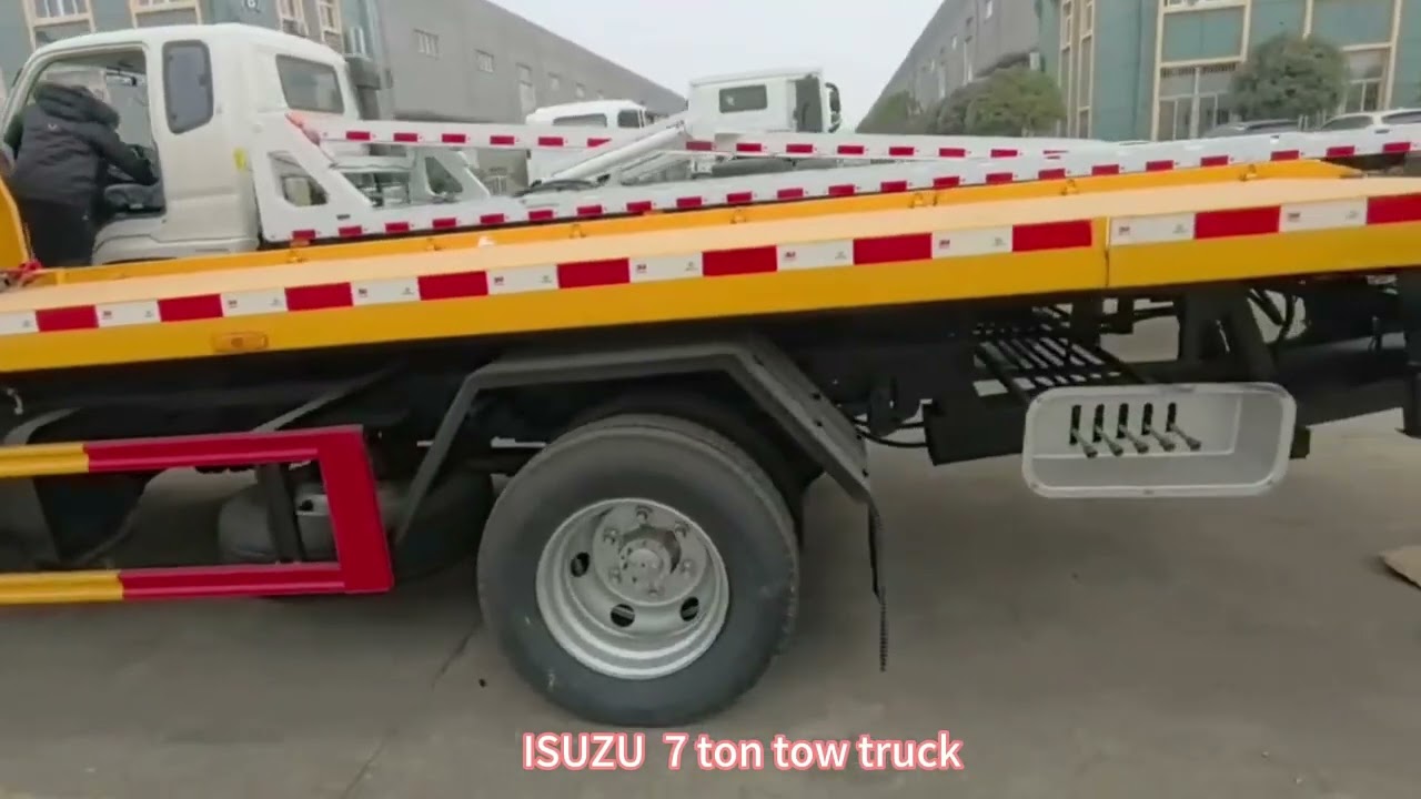 ISUZU 7 Ton Flatbed Wrecker Carrier Truck