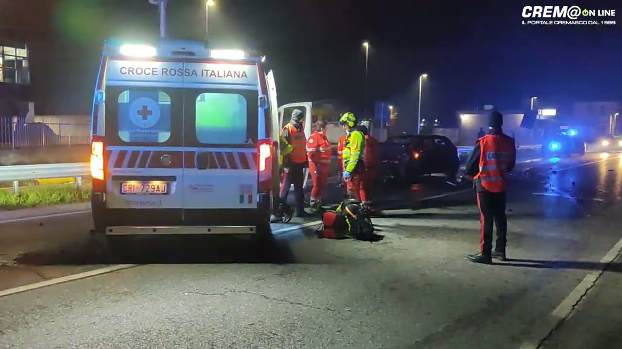 Cremaonline: Offanengo. Schianto sulla Serenissima, grave un giovane