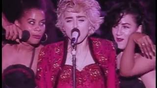Madonna - La Isla Bonita (Live In Concert Ciao Italia).HD Resimi