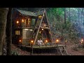 Membuat Rumah Bambu dalam Hutan, Berkemah Nyaman Saat Hujan Dan petir Malam Hari
