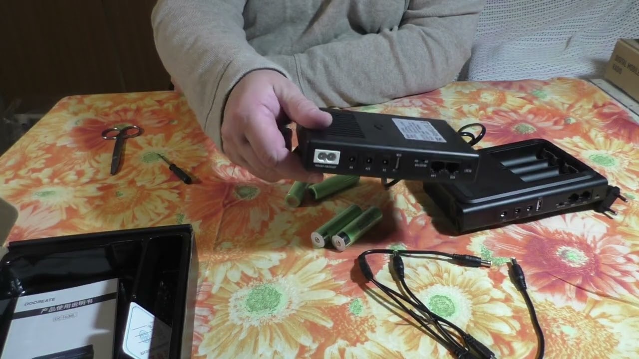 Docreate DC1036L UPS  с сменными 18650 аккумуляторами. Обзор и сравнение с DC1018.