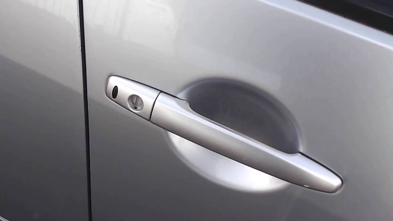 Mitsubishi Outlander - YouTube