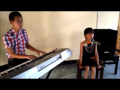 Aahoh Acoustic Cover by 7 Years Old Abi Nyekha