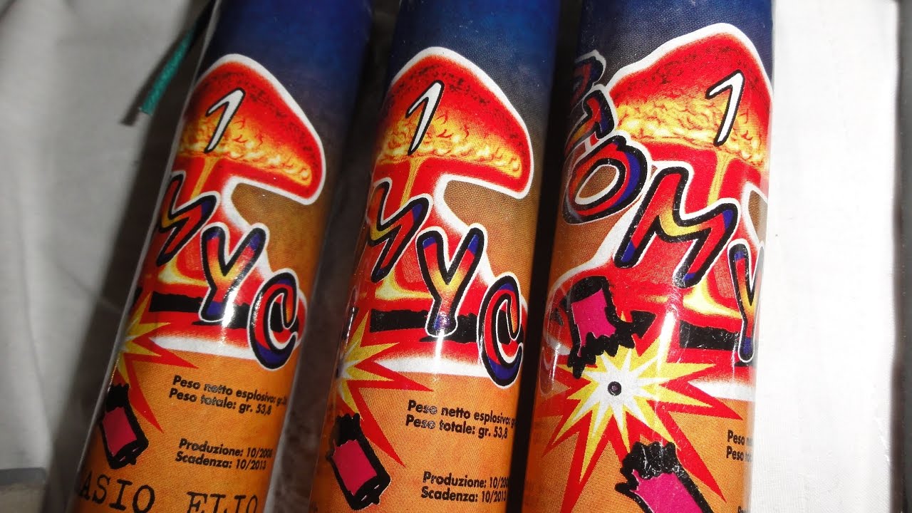 Atomyc1 ILLEGAL VUURWERK IN GERMANY