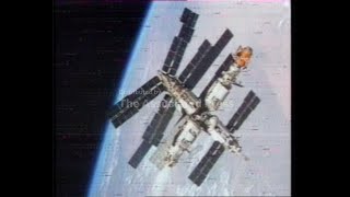 USA/SPACE: CREW OF MIR SPACE STATION TAKE BREAK AFTER REPAIR MISSION @APArchive