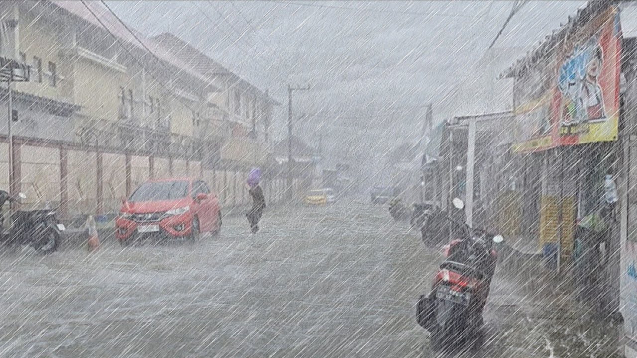 СУПЕР СУМАСШЕДШИЙ ДОЖДЬ! САМЫЙ ЭКСТРЕМАЛЬНЫЙ УРАГАН-МОНСТР ОБРУШИЛСЯ НА ДЕРЕВЕНСКУЮ ЖИЗНЬ В АЗИИ 🥶🥶