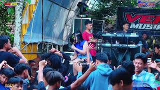 Download Lagu VENSTAR - PERTEMUAN - EMA VERNANDA ft COKO | WEDDING SADEWO \u0026 EVI SAFITRI - MAYONG JEPARA MP3
