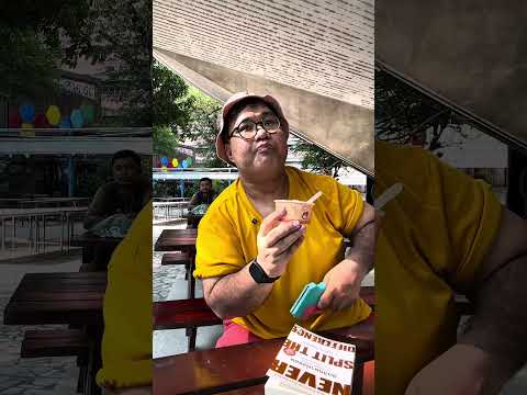 แกล้งฉีดน้ำใส่คนไม่รู้จัก (เจอคนเอาจริง) #ขําขํา #คลายเครียด #ตลก #คลิปตลก