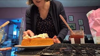 картинка: Vlogtober с миссис Д., день 6 — праздничный торт