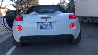 Pontiac Solstice gets FIRE & EMS style flashing brake lights.