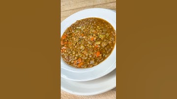 The BEST Italian Lentil Soup! Vegan, gluten free & packed with flavor #soup #recipe #veganrecipes