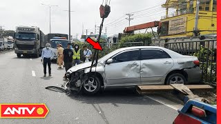 Information Va Chạm Với Xe Tải, Ô Tô 4 Chỗ Bị Hất Văng Lên Dải Phân Cách | Tin Tức 24h | ANTV Guide