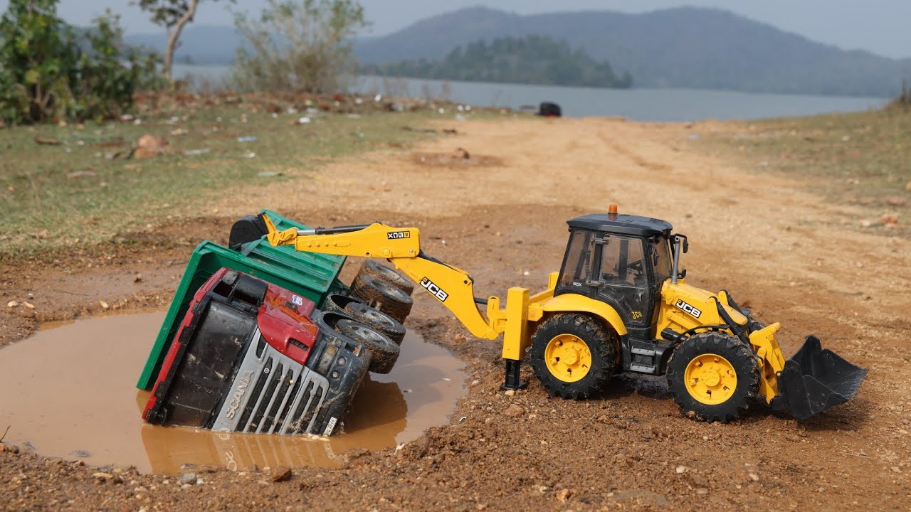 Tipper Truck Accident Pit Pulling Out JCB | Pumpkin Vs Truck | Dump Truck | Sand Loading | CS Toy