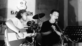 MENGHITUNG HARI Cover Fourtwenty Alunan Merdu