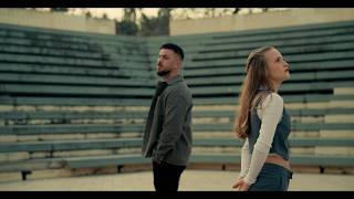 Raúl Camacho, Carmen Ferre - Mi Hogar