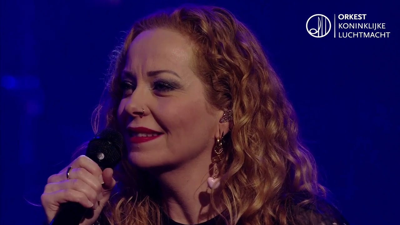 'Nothing Else Matters' | Anneke van Giersbergen & Orkest Koninklijke Luchtmacht