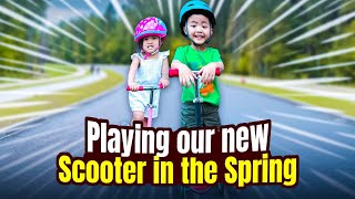 Thunder and Clementine Unbox Their New Scooter | Radio Flyer