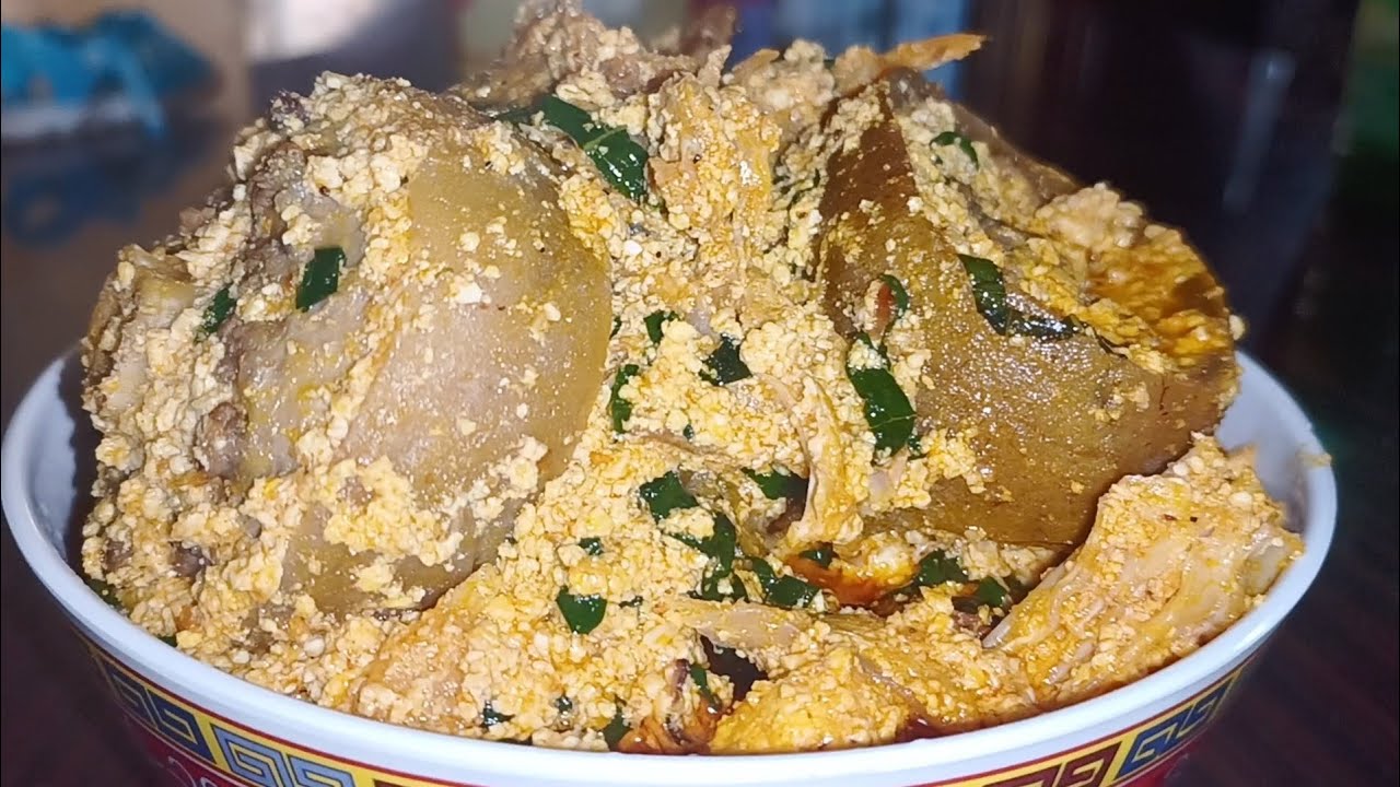 HOW TO COOK A PERFECT LUMPY EGUSI SOUP||my mom's and awka ( my town ...
