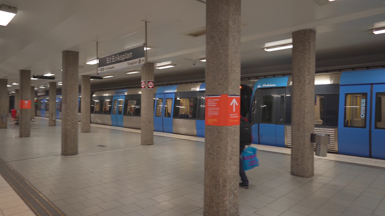 Sweden, Stockholm, subway ride from Odenplan to Thorildsplan