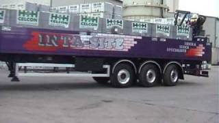 RearSteering-axle semi-trailer