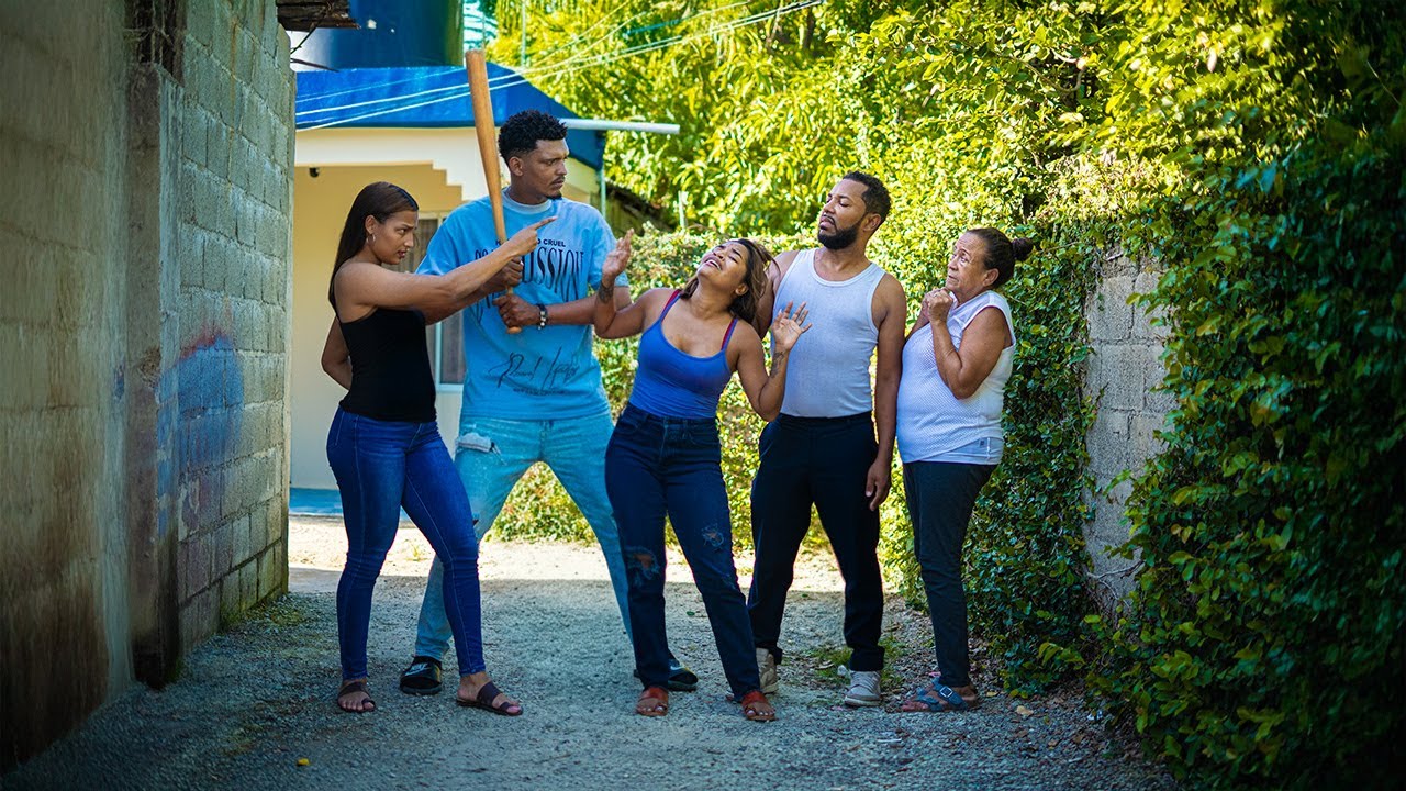 Se Creía un Súper hombre hasta que los vecinos tomaron acción.