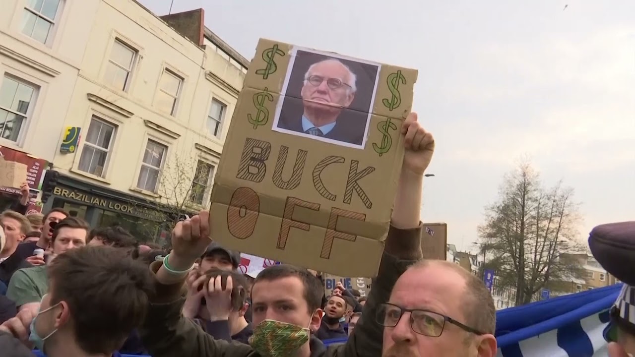 Chelsea fans gathered outside Stamford Bridge to protest against Super League.