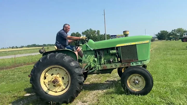 BIGIRON ONLINE AUCTION 7-5-23: 1964 John Deere 3020 Row Crop Utility 2WD Tractor