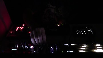 random techno 019 moog mother 32, bastl thyme, polyend medusa, korg es-1