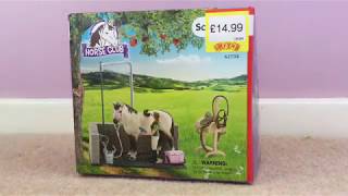 Toy review: Schleich horse wash stall set