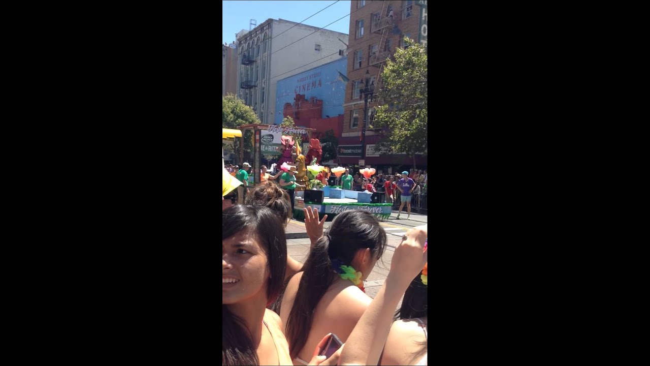 Drag Queen Float @ the Pride Parade