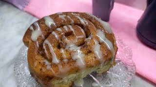 ألذ و أطرى سينامون رولز ينافس المحلات / Soft & Fluffy Cinnamon Rolls Recipe