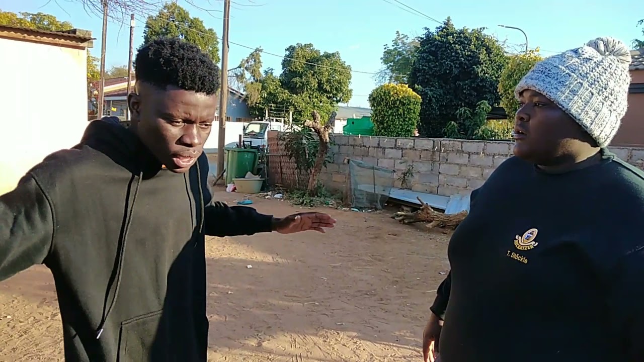 Ke dule mo go Palesa 😒 🤞