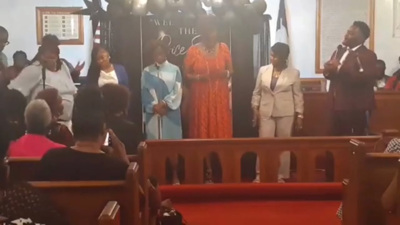 Gospel Stars of the Carolinas - Holding/Praise Break