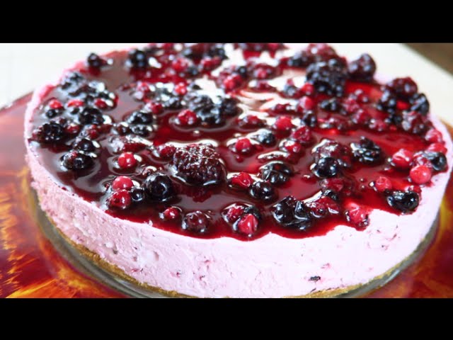 Cheesecake ai frutti di bosco senza cottura - Ricetta Fatto in casa da  Benedetta