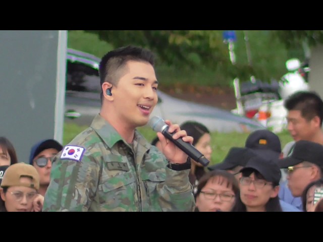 181009 TAEYANG(태양), RINGALINGA/눈 코 입(Eyes.Nose.Lips) @ JISANGGUN FESTIVAL class=