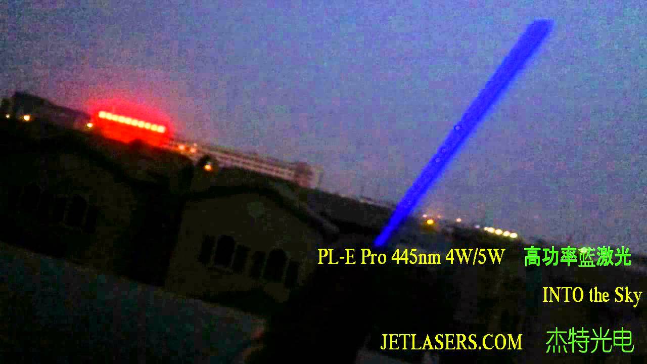 JETLASERS Green & Blue Laser Beams into the Sky, PL E PRO SERIES 杰特光电