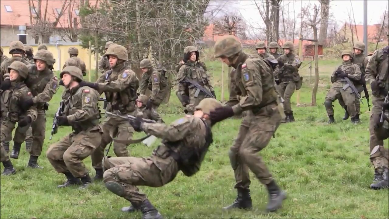 Zajęcia z walki wręcz