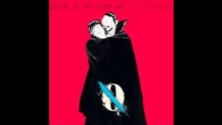 Queens of the Stone Age - Keep Your Eyes Peeled