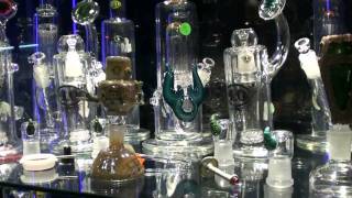 THE CAVE Smoke Shop Tour - HEADY GLASS!!!