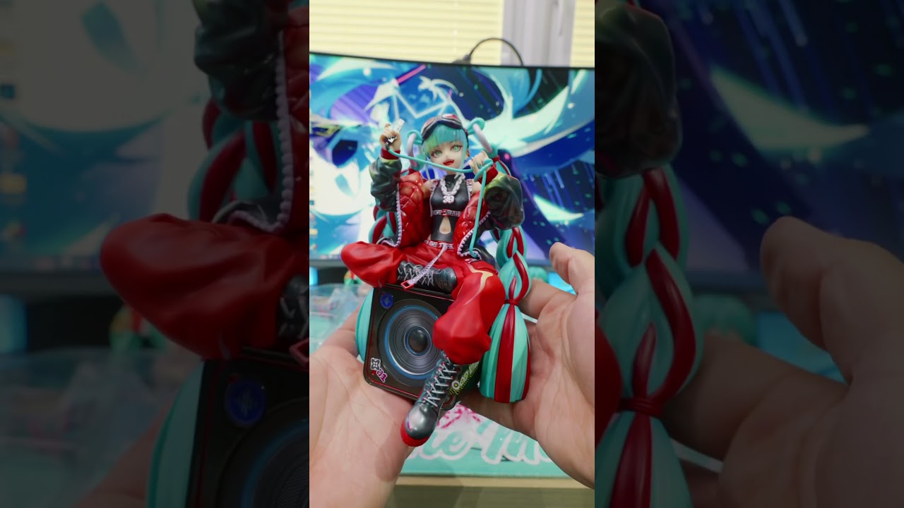 Unboxing of Magical Mirai Miku 2023 (Hero Miku) 